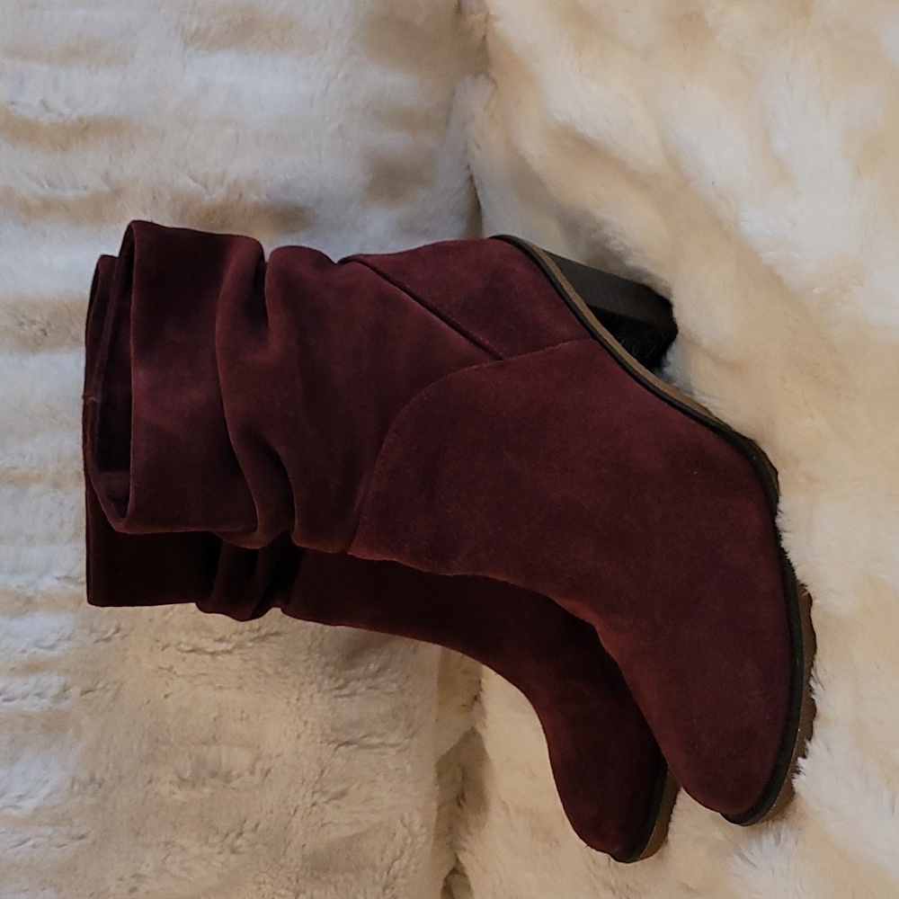 Womens suede slouch booties.
